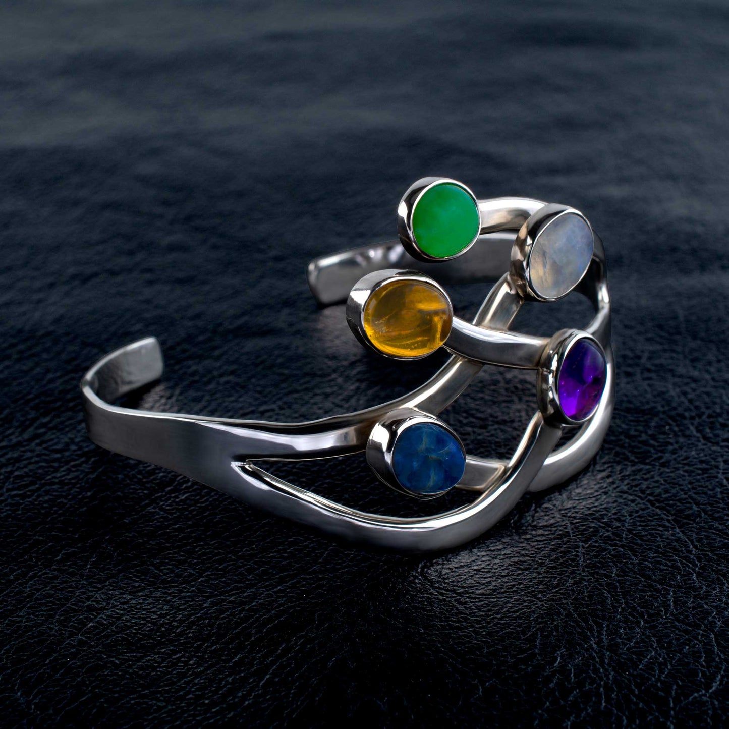 LUXIUM Tree of Life Bracelet